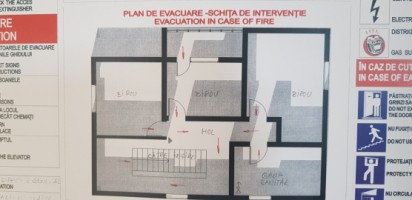 democratiei-zona-lupeni-etajmansarda-de-inchiriat-1500-euroluna-17